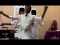 ورعان صغار يرقصون على اغنية بنات المملكه
