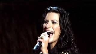 Watch Laura Pausini Y Mi Banda Toca El Rock live video