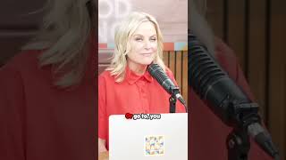 Aubrey Plazas Hilarious Guide To Watching Parks And Rec Again