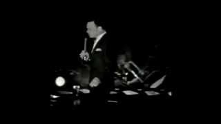 Watch Frank Sinatra April In Paris video