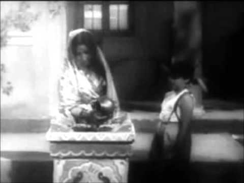 Bhajan Jyoti Kalash Chhalke Hindi movie song with English translations...