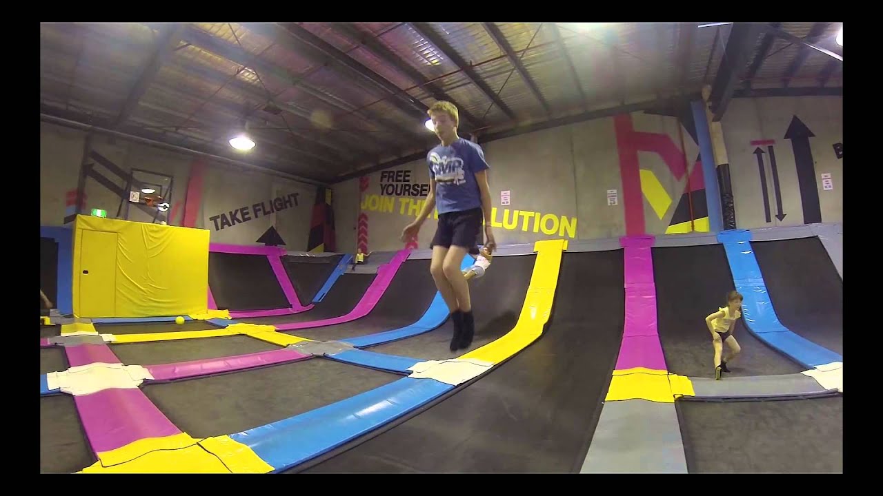 trampoline bounce inc park