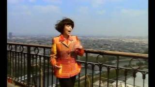 Watch Mireille Mathieu Hinter Den Kulissen Von Paris video