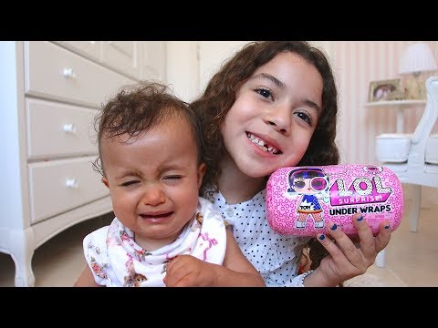 BIANCA ME DEU UMA LOL SURPRISE UNDER WRAPS - Gabriela Almeida