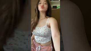 Goyang Tiktok Meresahkan 2022 Versi Fiona.szee