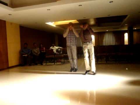 Dancing to Khwab Dekhe (Sexy Lady) - Infosys DU Party