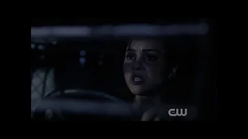 How does Sinclair die the 100?