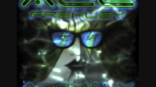 Watch Ace Frehley The Return Of Space Bear video