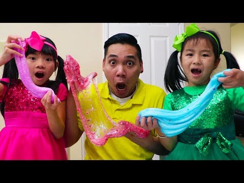 Jannie & Emma Pretend Play Making Satisfying Slime w/ Funny Colored Surprise Balloons