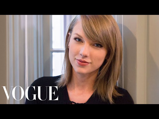 Taylor Swift Answers 73 Questions - Video