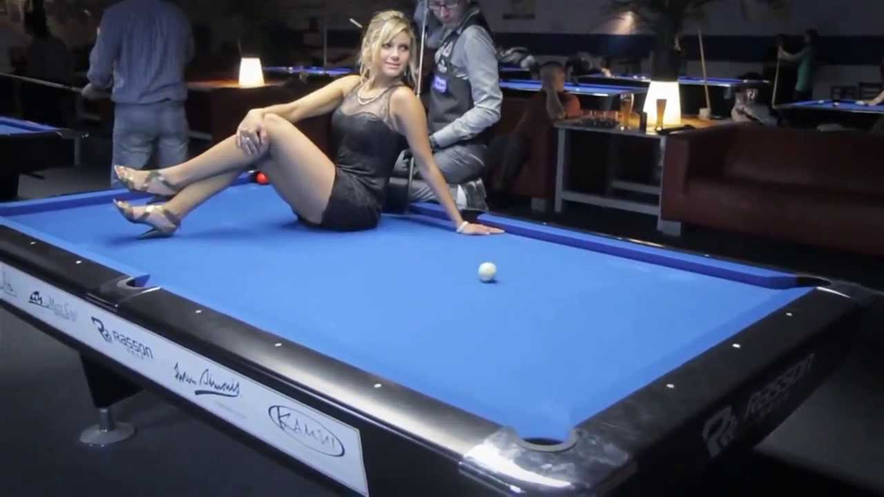 College slut fucks like crazy on pool table