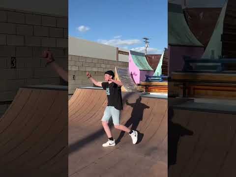 First drop in on a mini ramp‼️🙌🏽 #skateboardingisfun #skateclipsdaily #skateboarding #skatelife