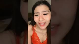 Hanim Sembang Lucah Pasal Tetek Padu