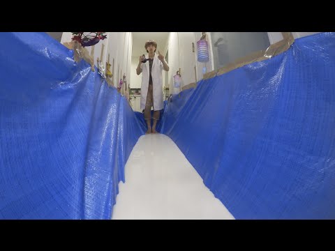 【実験】大量の片栗粉で水の上を走れる天の川を作る