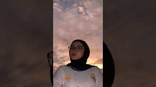 Sungguh Indah Banget Langit Sore Tu