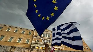Yunanistan'da Referandum Halkı Ikiye Böldü