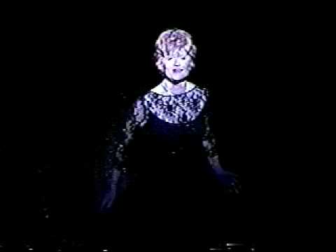 Teatro Follies [1983]