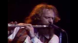 Watch Jethro Tull No Lullaby video