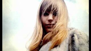 Watch Marianne Faithfull In My Time Of Sorrow video