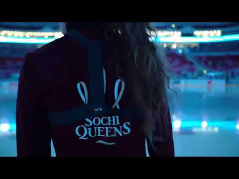 Кабы не было зимы: выступление Sochi Queens на льду