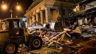 Ночь длинных ковшей: в Москве массово снесли торговые павильоны