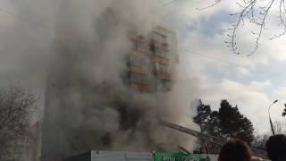 Видео 22 03 2017 Пожар 16 20, Изумрудная улица, дом 40, Москва от Игорь Поляков, Изумрудная улица, Москва, Россия