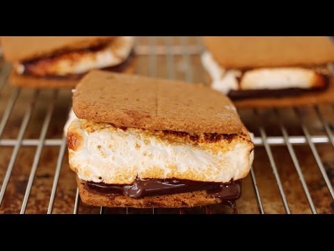 VIDEO : homemade s'mores (how to make graham crackers & marshmallows) - gemma's bigger bolder baking ep. 16 - subscribe now for new boldsubscribe now for new boldrecipesevery thursday! http://bit.ly/1evfgz1 hi bold bakers! this week, i sh ...