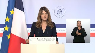 Macron Les Motions De Censure Sont Des Motions De Dissolution Afp Extrait