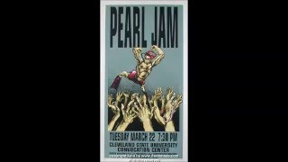 Watch Pearl Jam Sheraton Gibson video