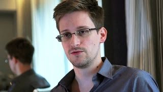 Эдвард Сноуден заговорил по-русски