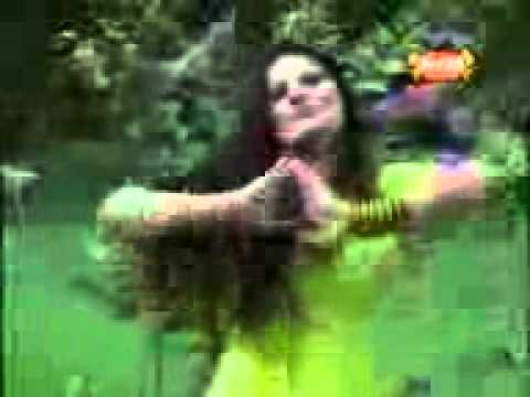 Hum tumhein itna pyar karenge