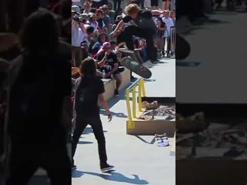 JAMIE FOY 360 FLIP FRONT NOSEBLUNT #SHORTS