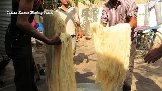Soan Papdi Recipe 2019 | Indian Traditional Sweet Soanpapdi | Indian Sweets Making | Sohan papdi