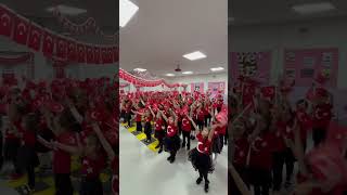 Tarkan- Sen Rahat Uyu Huriyet Gösterisi