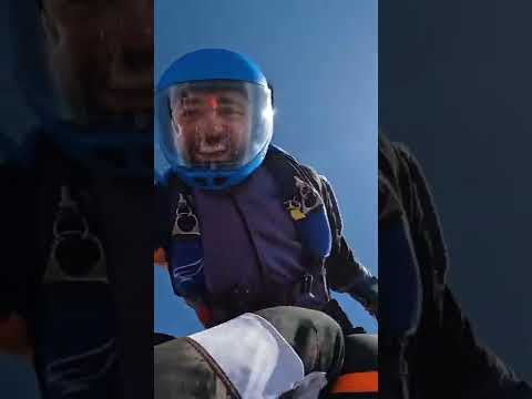 Horny gorilla exit | skydiving