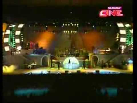 Maa Tujhe Salaam -Live by AR Rahman - Unity of Light - 28.flv...