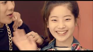 DAHYUN WITH MALE IDOLS ( INTERACTION )