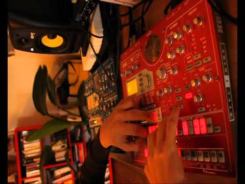 Live Korg electribe Esx Emx by Analogik Resistant