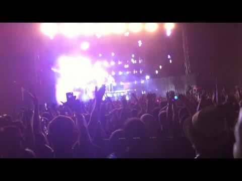 Electric Zoo 2010 - Armin van Buuren Closes the Festival with In and Out of Love and then ONE (HD)