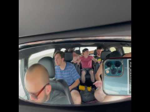When the RIGHT song comes on during a SKATE TRIP