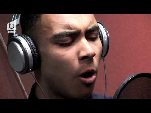 Oli Simpson with Streamline-S in live session on The Beat at the BBC. As heard on Saturday 23 November 2013 on BBC Radio Nottingham, Leicester, Derby and Lin...