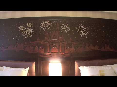 Disneyland Hotel - Room Remodel Tour