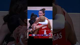 All Smiles After Melissa Vargas Unexpected Point Vargasın Beklenmedik Sayısı
