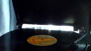 Watch Lynn Anderson Ring Of Fire video