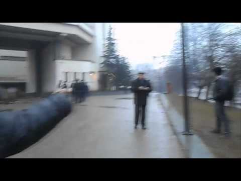 Симферополь под российским флагом 27 февраля 2014