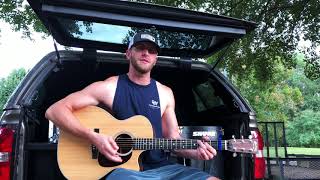 Watch Riley Green Outlaws Like Us video