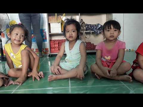 Giờ học thơ của các bạn lớp mầm 4 trường mầm non