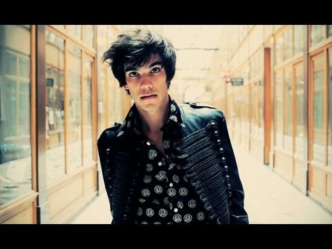 Toute La Distance Video