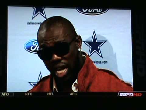 terrell owens crying. Giants Win / Terrell Owens Crying / popcorn time! Giants Win