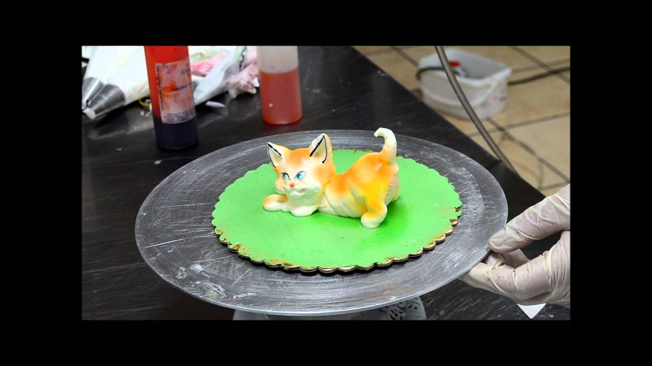 Decorating Cat from Cream - Whipped cream Cat - Eatable ...